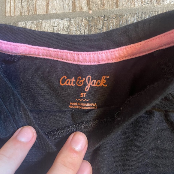 Lot of Two 5T Girls Clothes - Picture 4 of 4